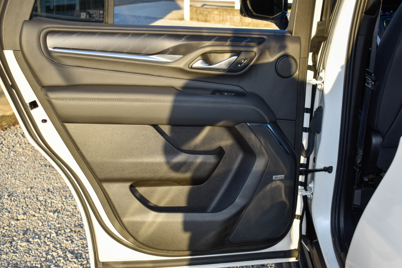 GMC Yukon Denali 4WD 2021