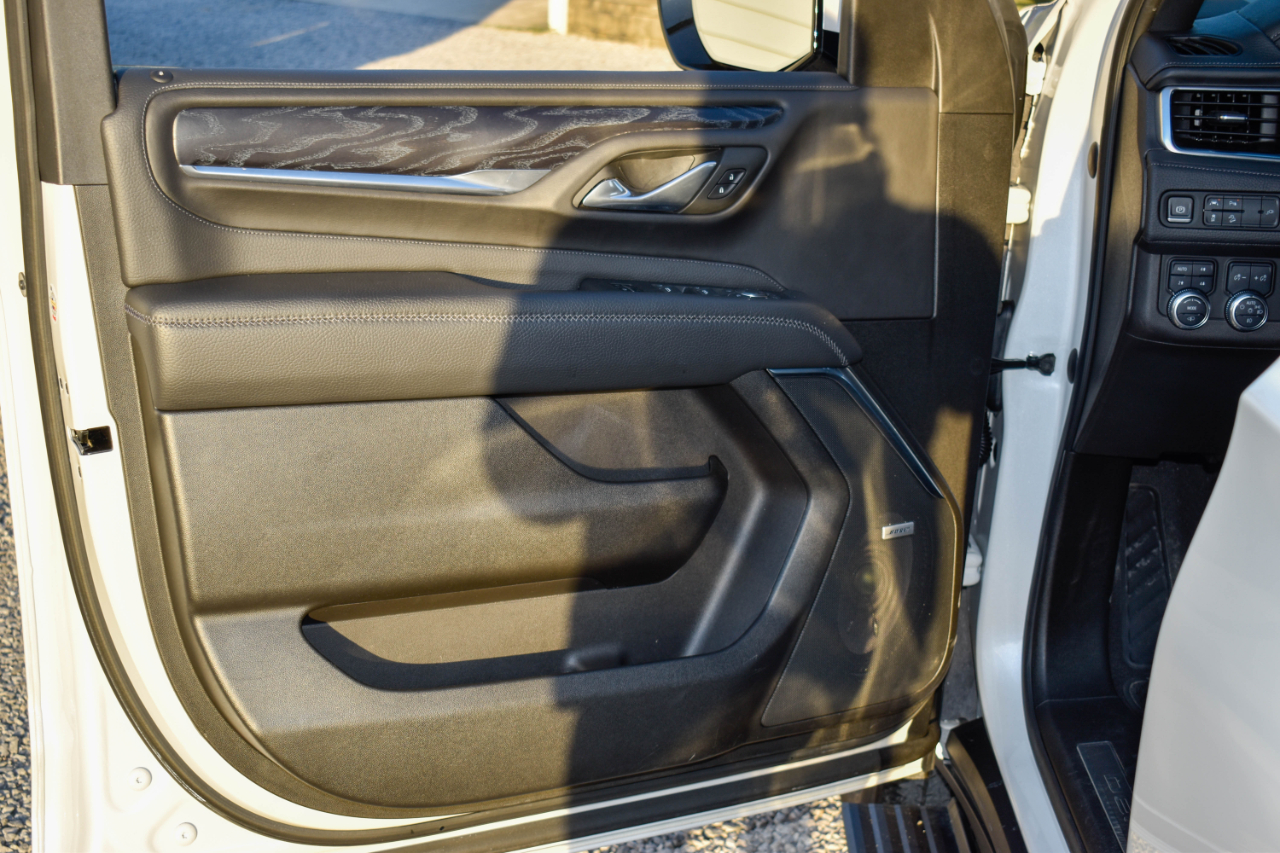 GMC Yukon Denali 4WD 2021