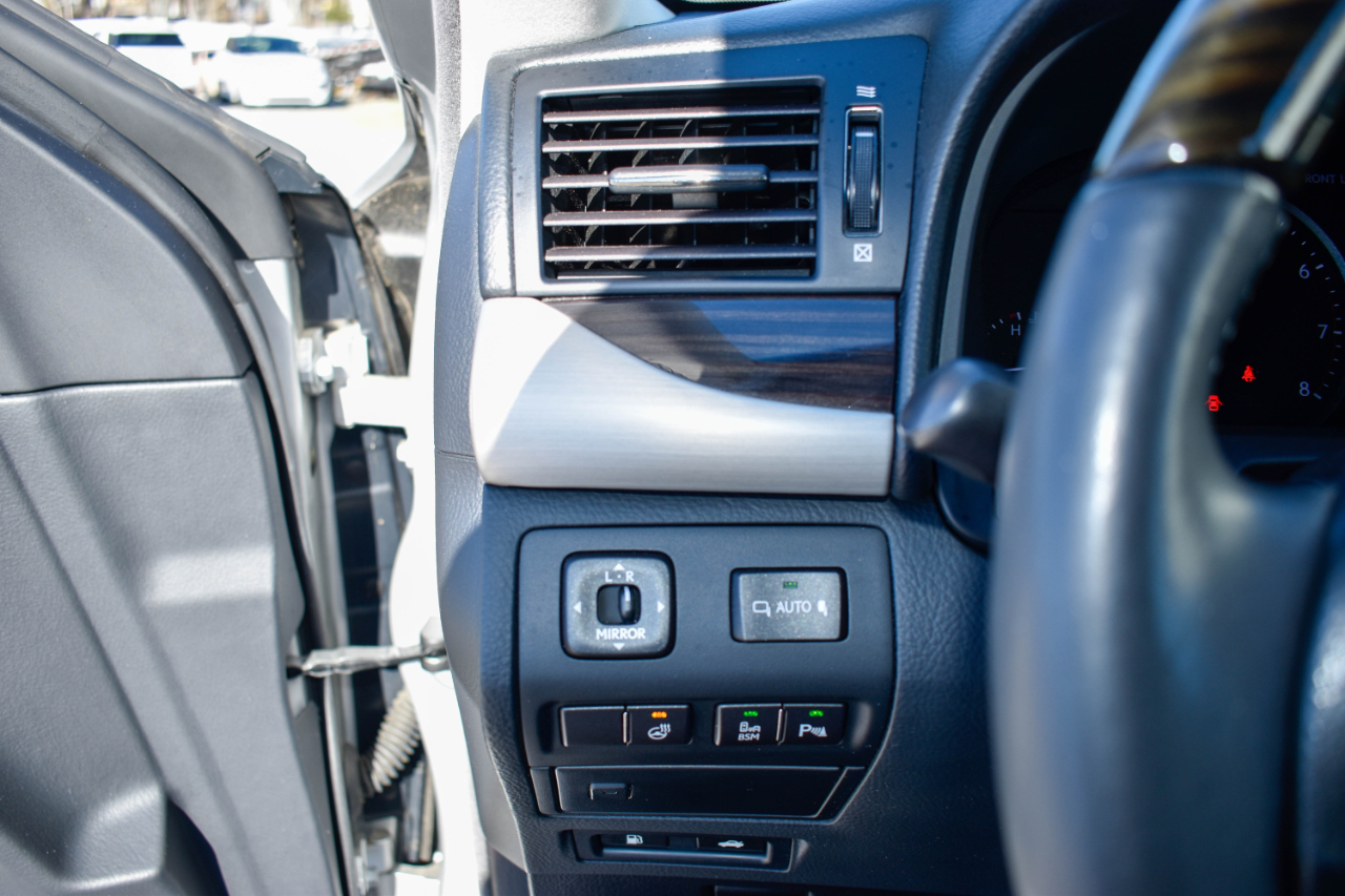 Lexus LS 460 Luxury Sedan 2014