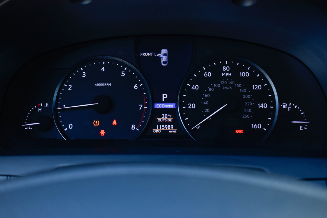 Lexus LS 460 Luxury Sedan 2014