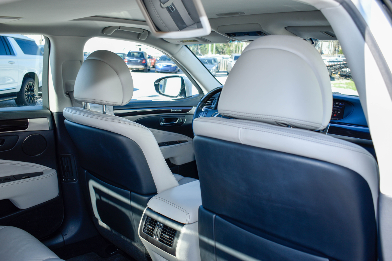 Lexus LS 460 Luxury Sedan 2014