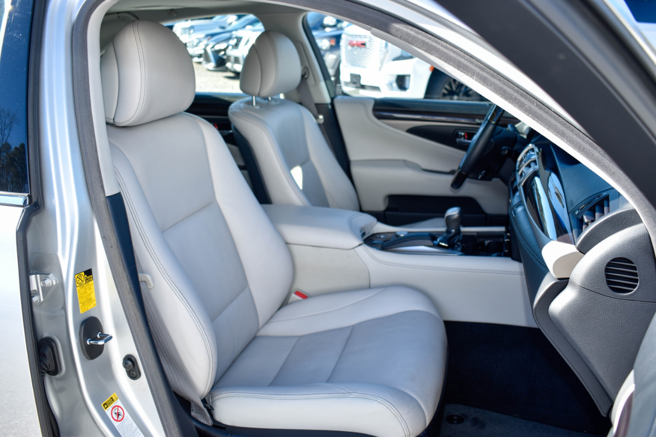 Lexus LS 460 Luxury Sedan 2014