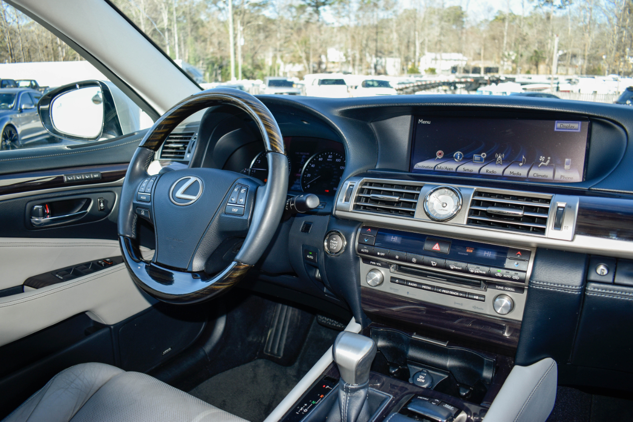 Lexus LS 460 Luxury Sedan 2014