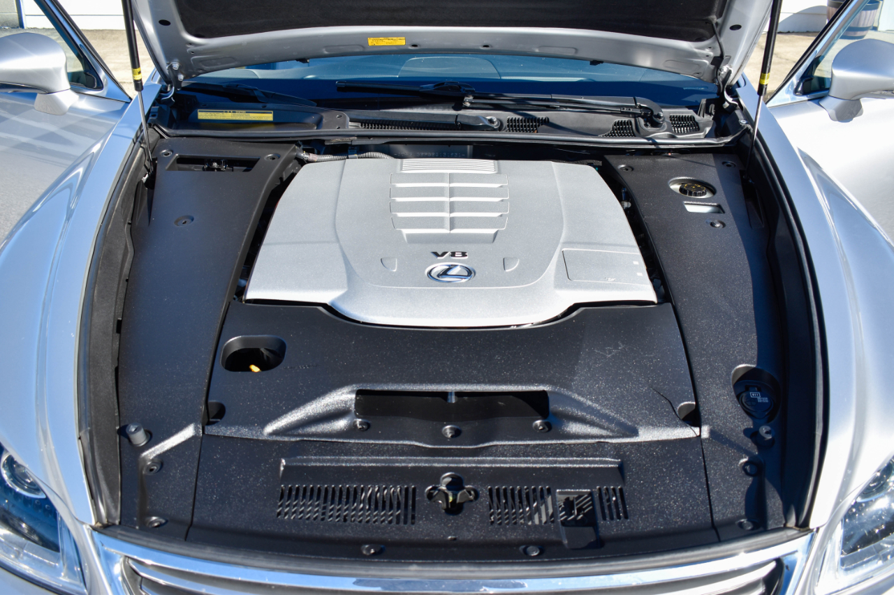 Lexus LS 460 Luxury Sedan 2014