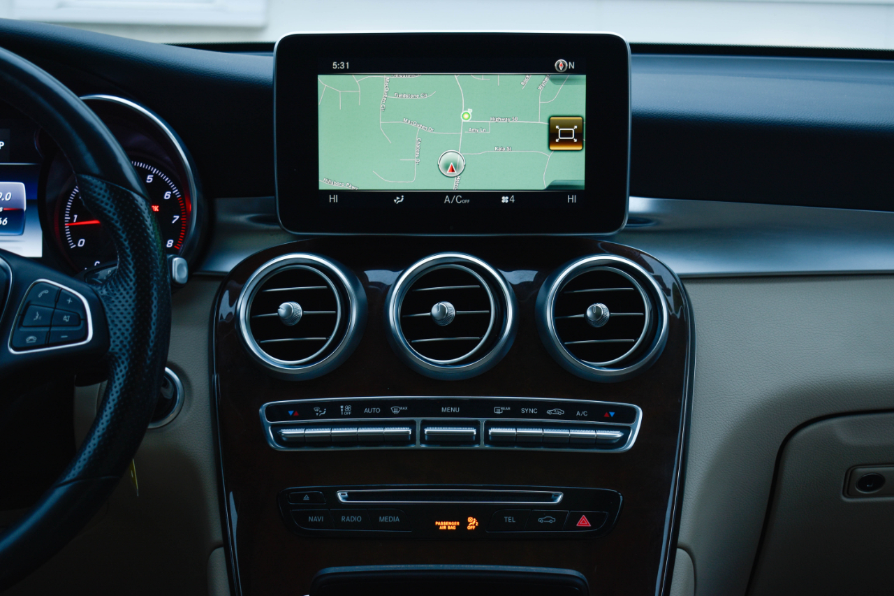 Mercedes-Benz GLC-Class GLC300 4MATIC 2018