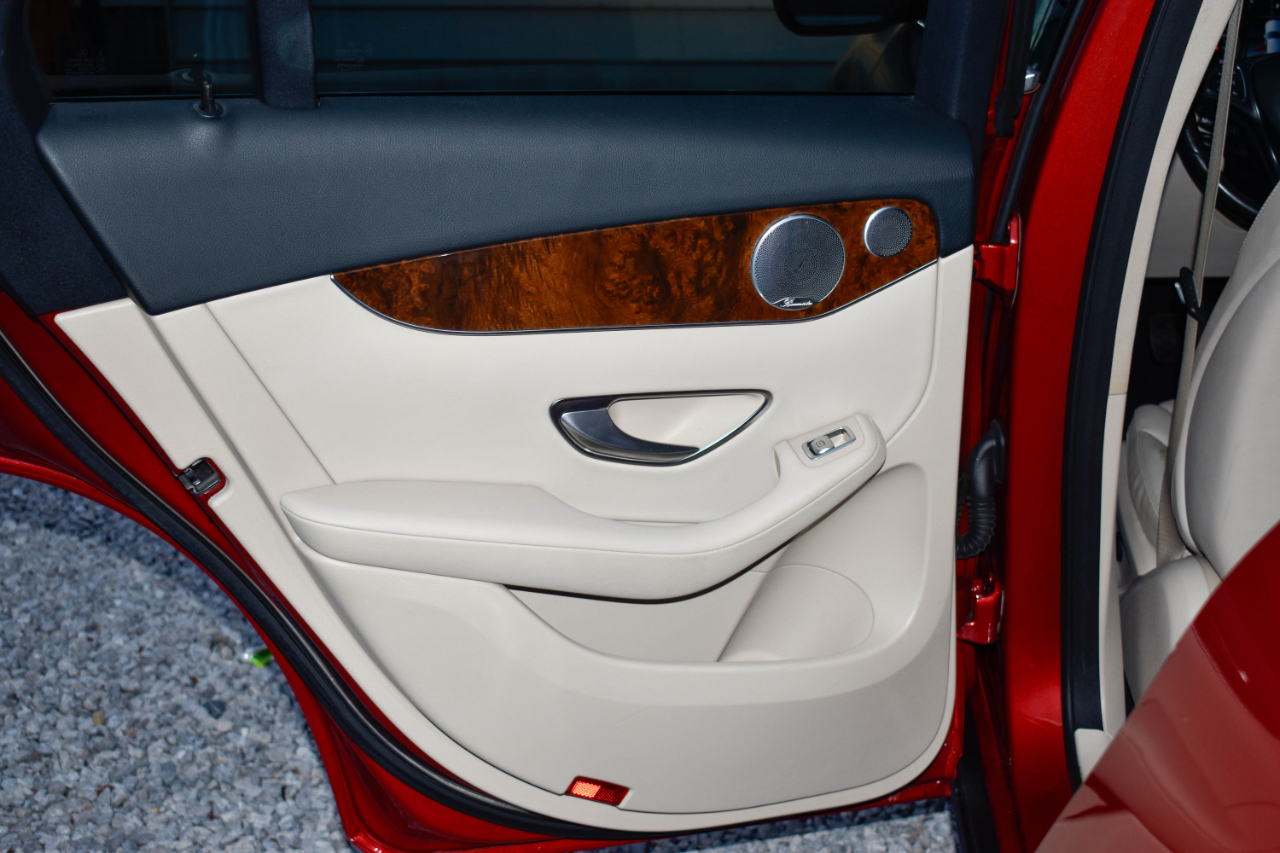 Mercedes-Benz GLC-Class GLC300 4MATIC 2018