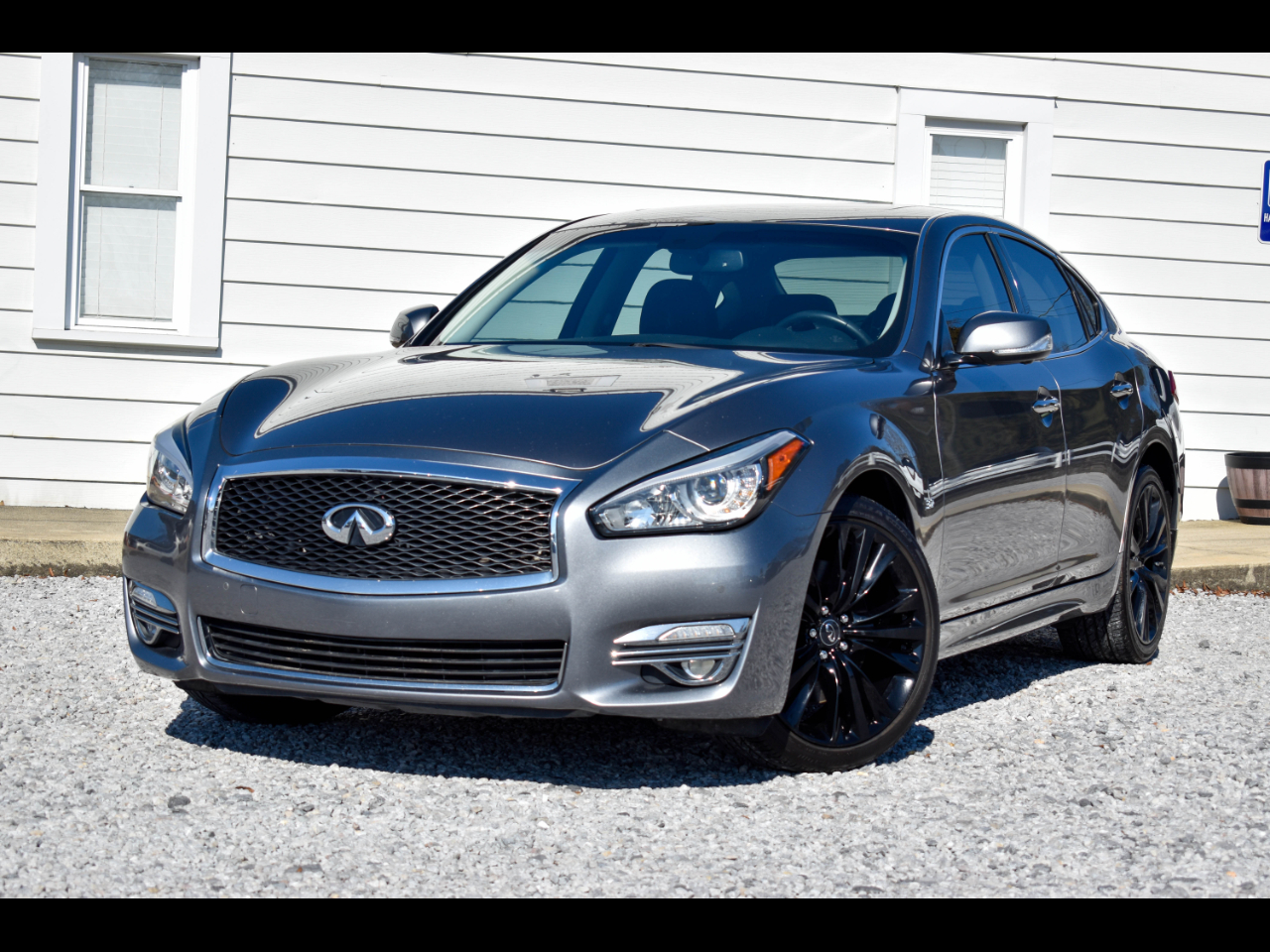 Infiniti Q70 3.7 2018
