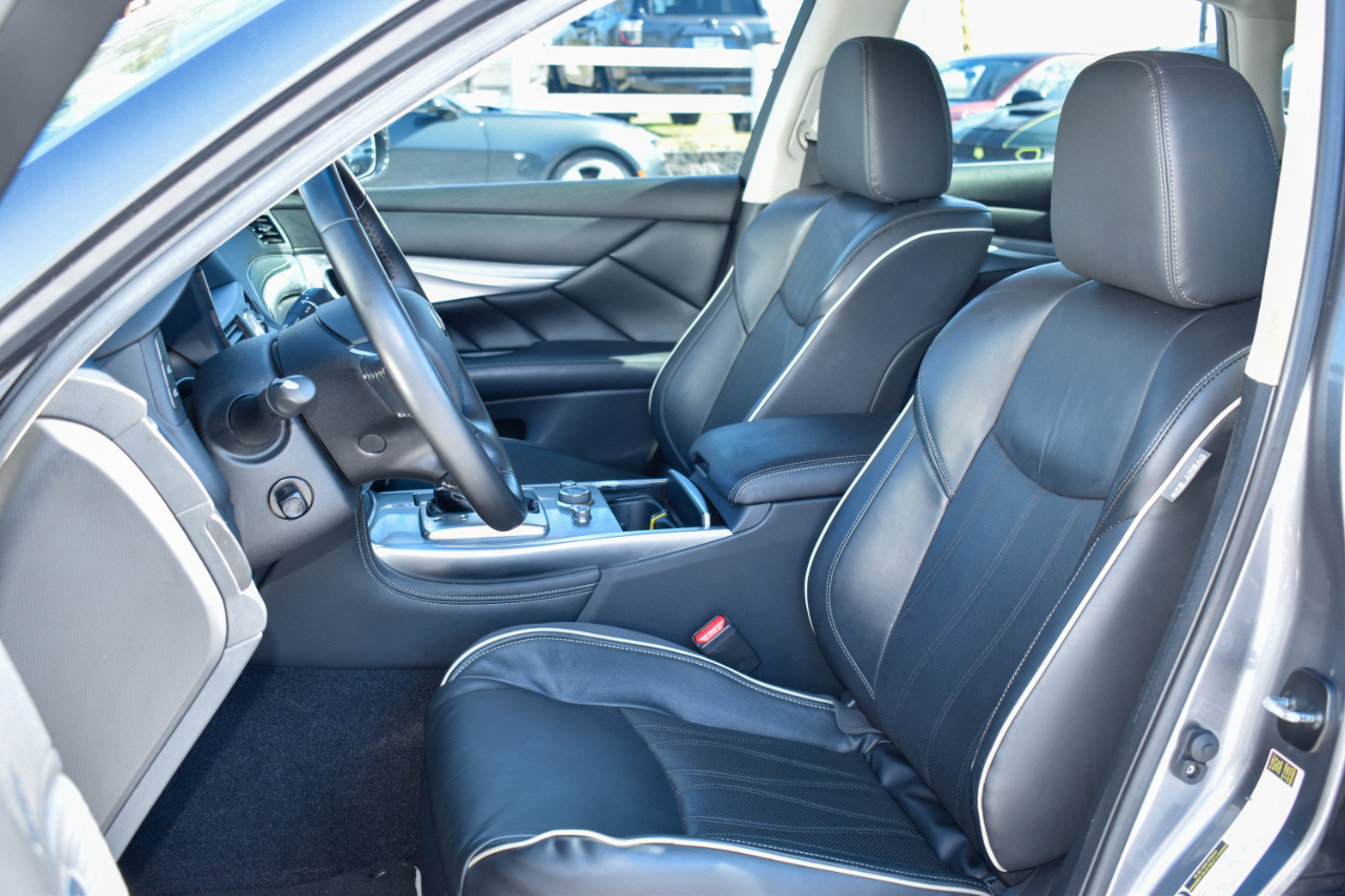 Infiniti Q70 3.7 2018