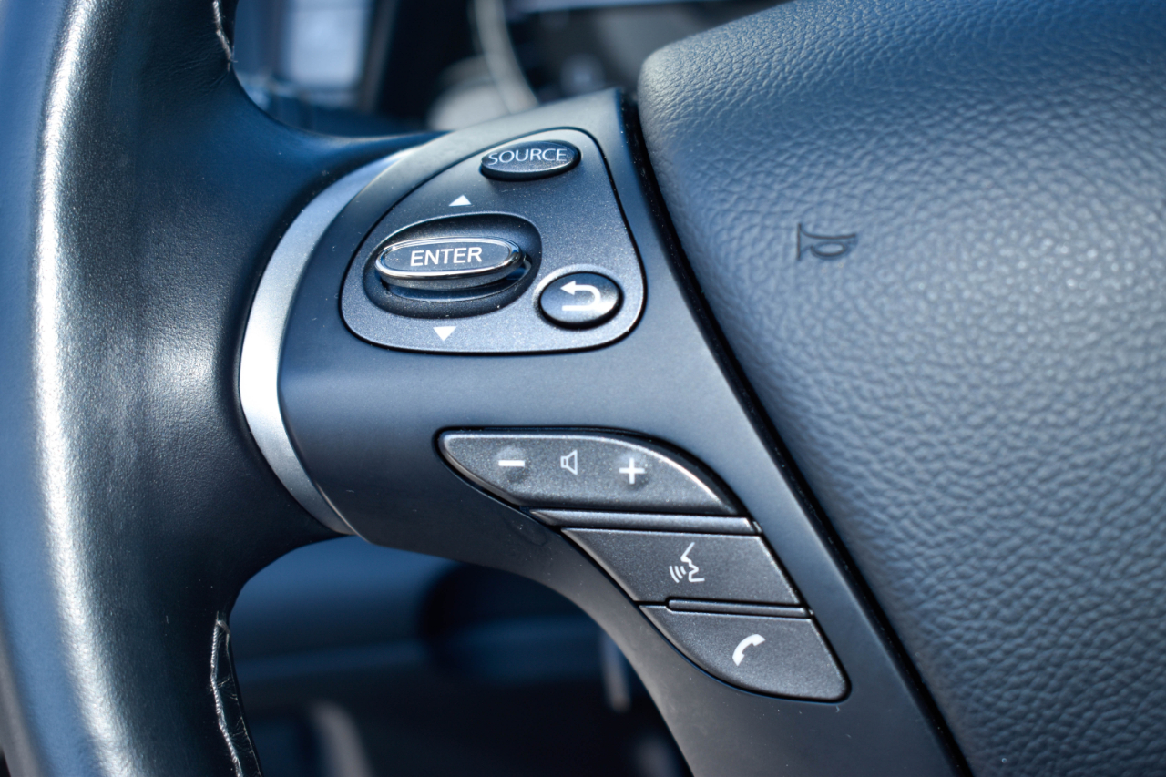 Infiniti Q70 3.7 2018