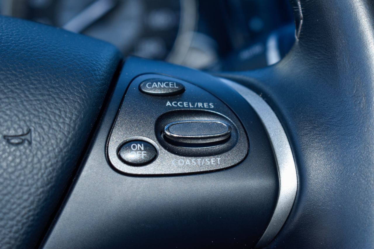 Infiniti Q70 3.7 2018