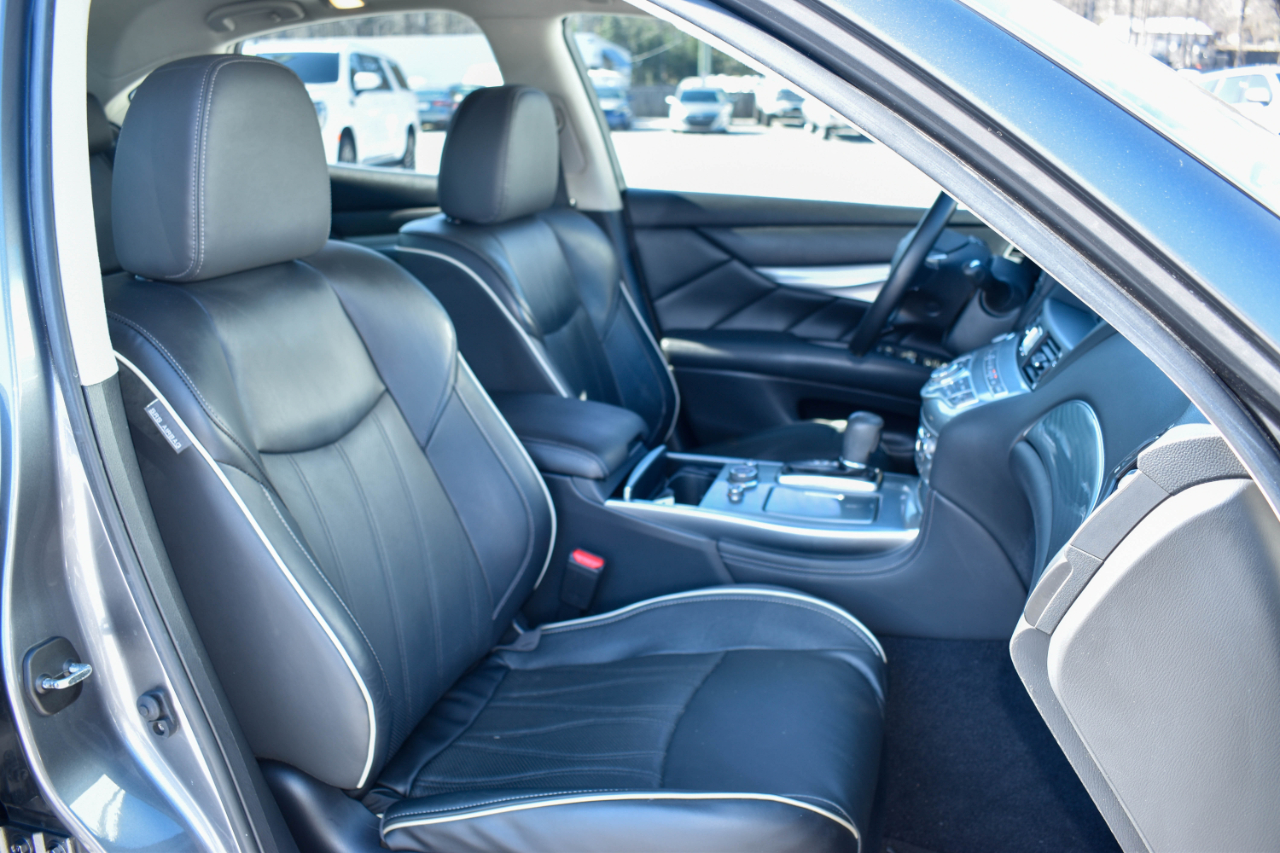 Infiniti Q70 3.7 2018