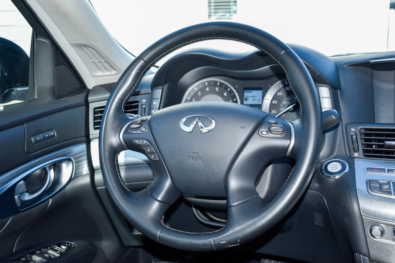 Infiniti Q70 3.7 2018