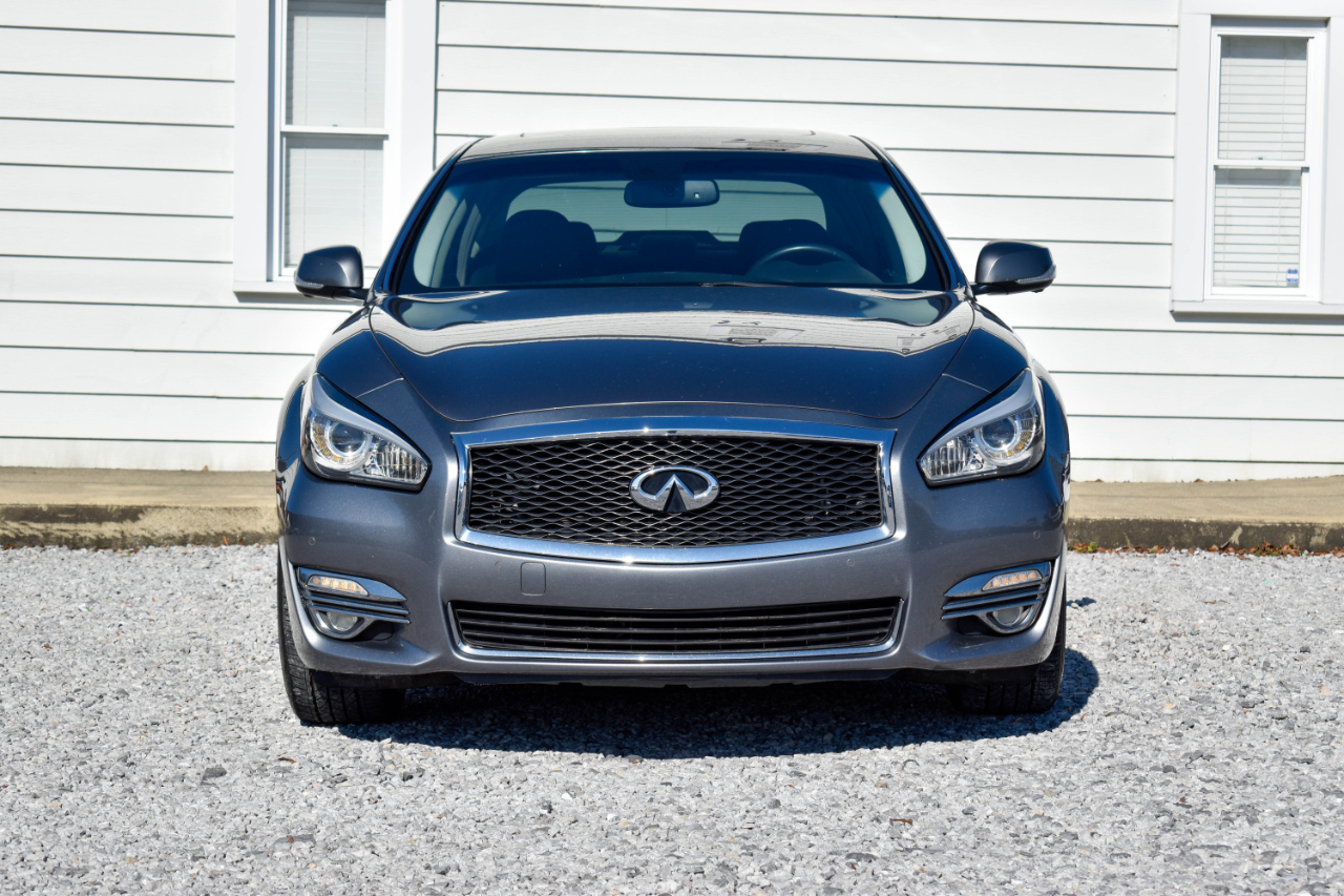 Infiniti Q70 3.7 2018