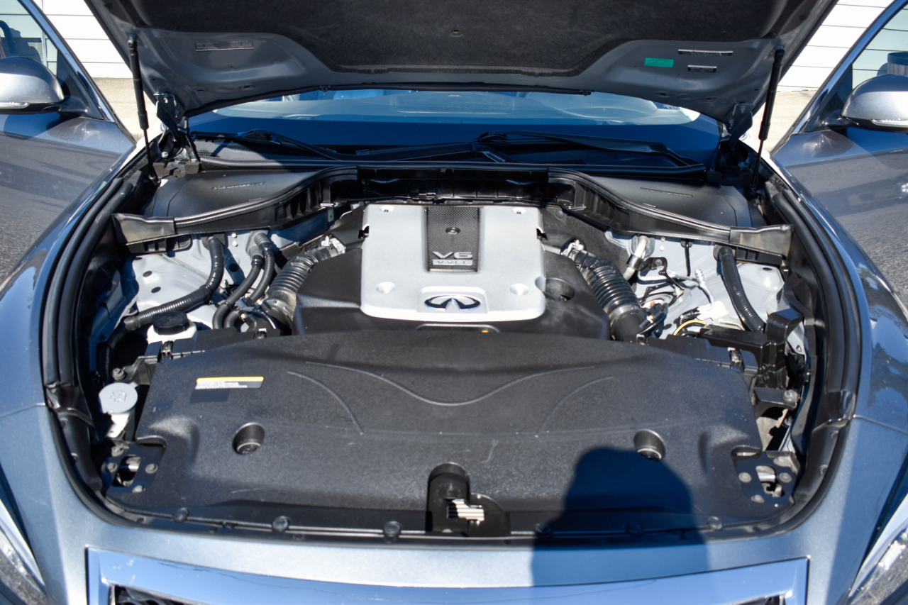 Infiniti Q70 3.7 2018