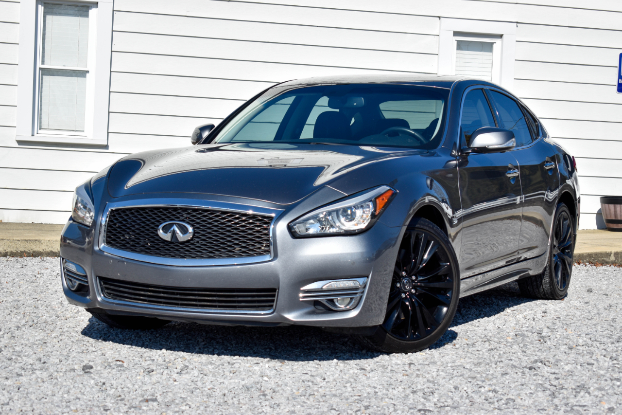 Infiniti Q70 3.7 2018