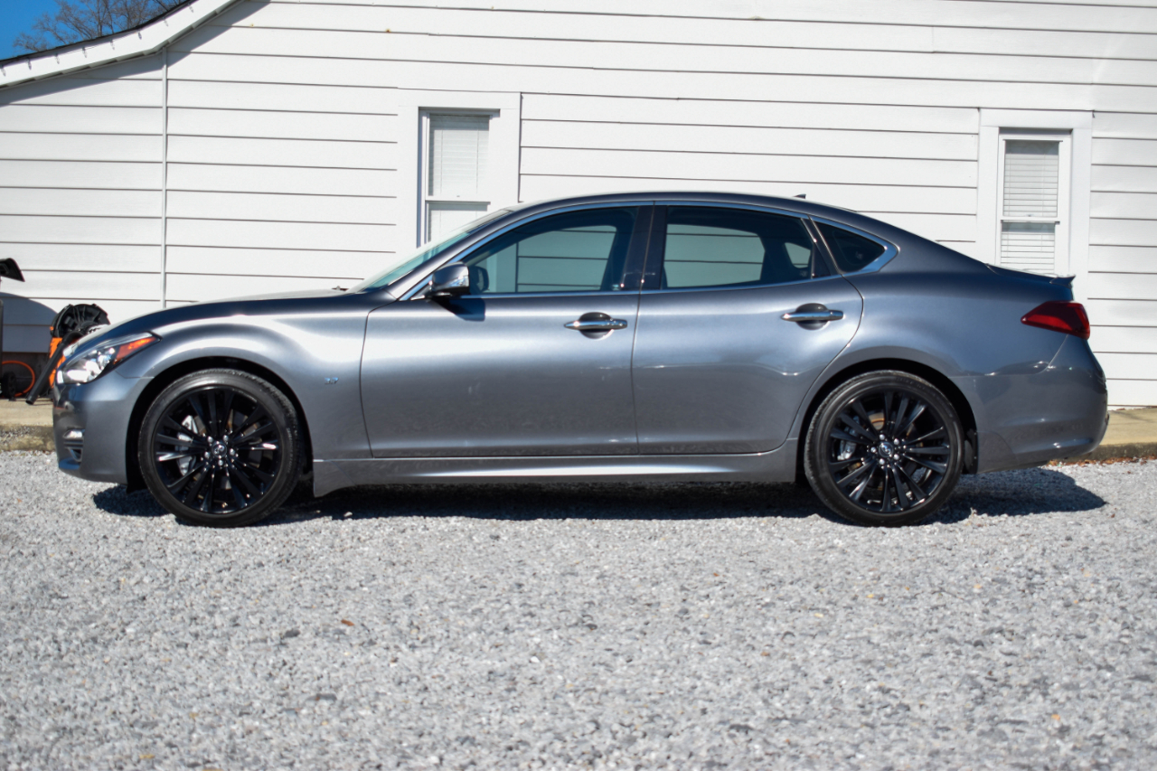 Infiniti Q70 3.7 2018