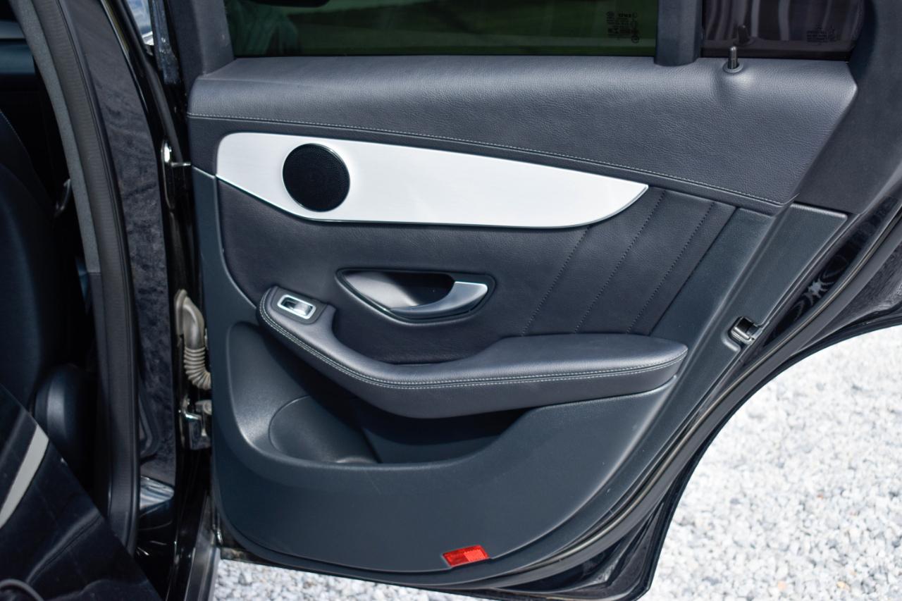 Mercedes-Benz GLC-Class Coupe GLC300 4MATIC 2022