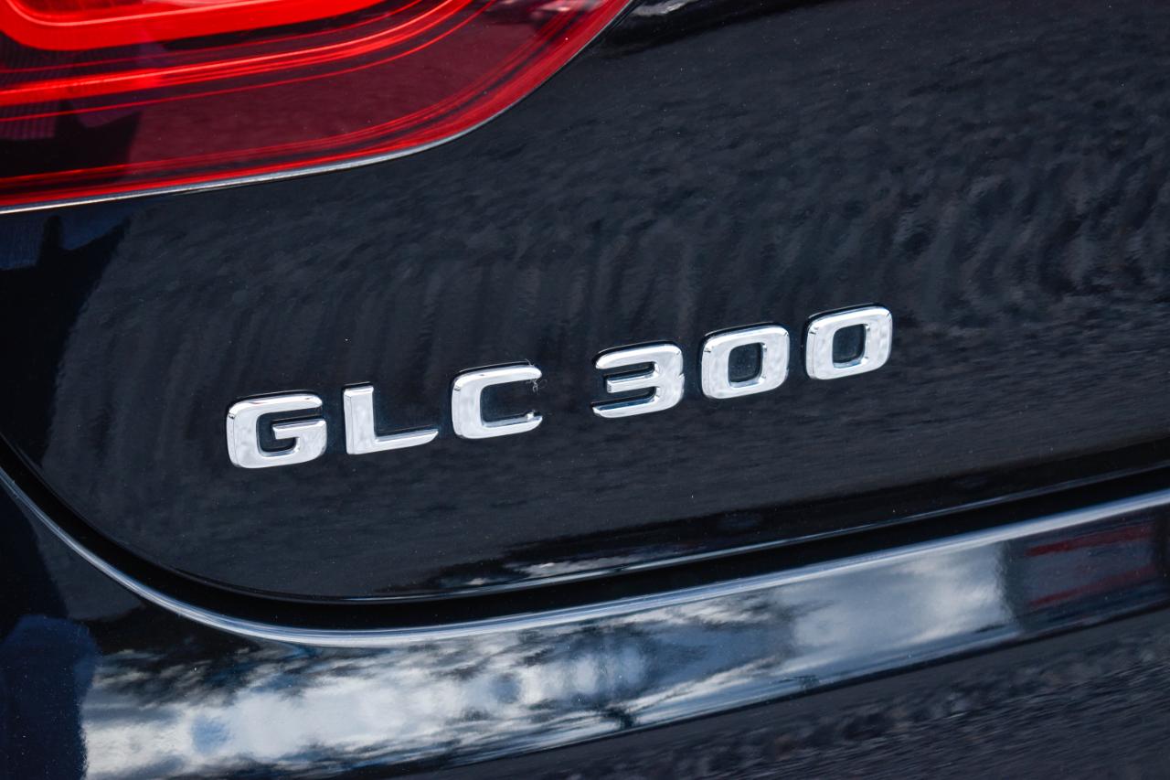 Mercedes-Benz GLC-Class Coupe GLC300 4MATIC 2022