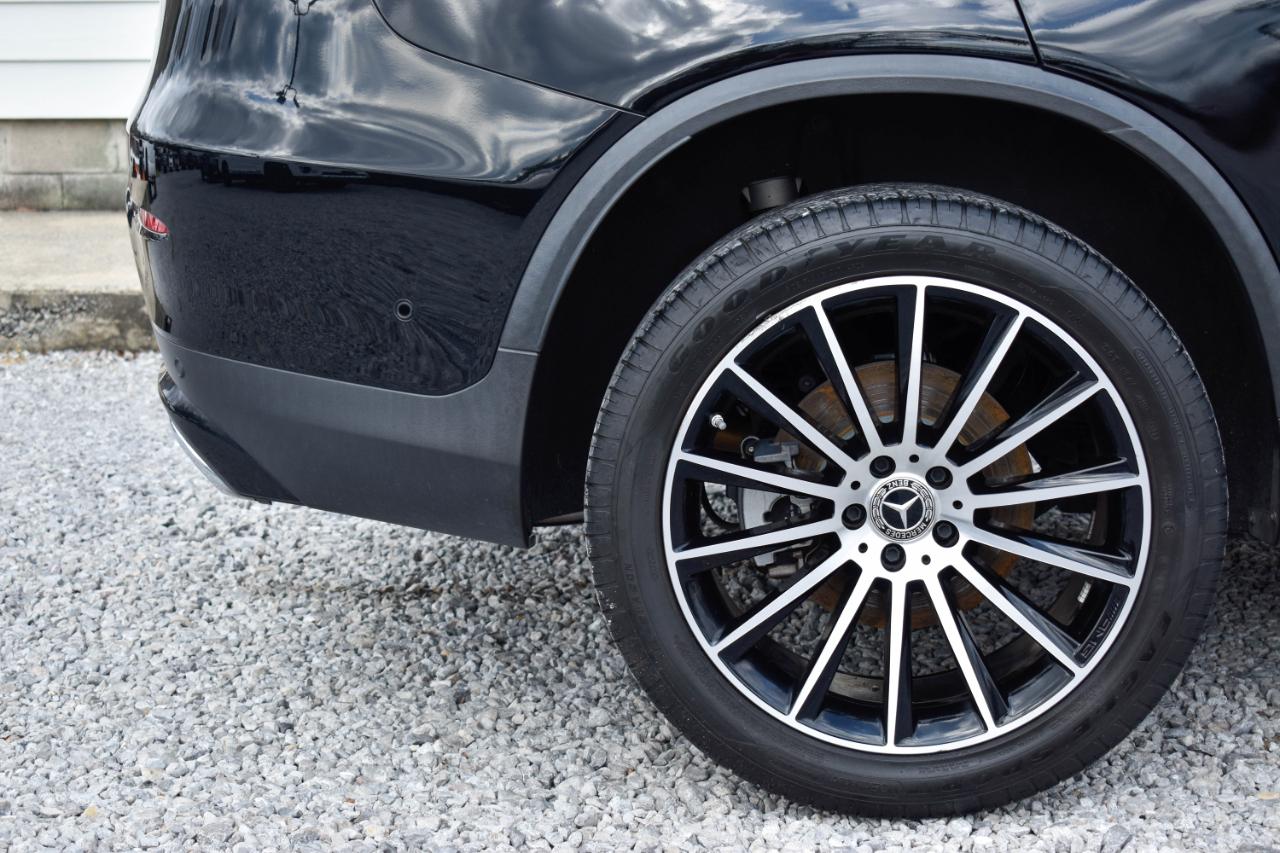 Mercedes-Benz GLC-Class Coupe GLC300 4MATIC 2022