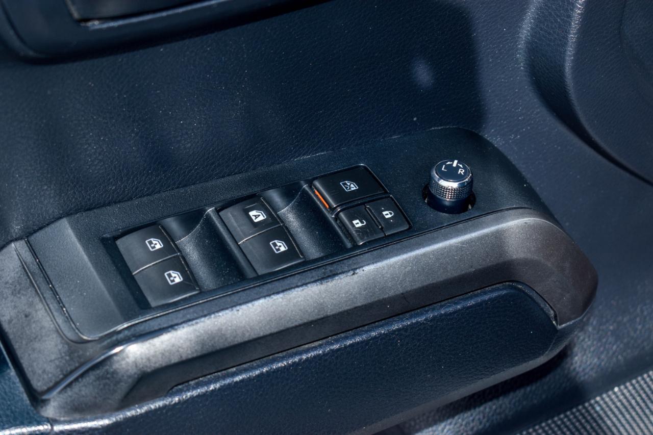 Toyota Tacoma SR5 Double Cab Long Bed I4 6AT 2WD 2018