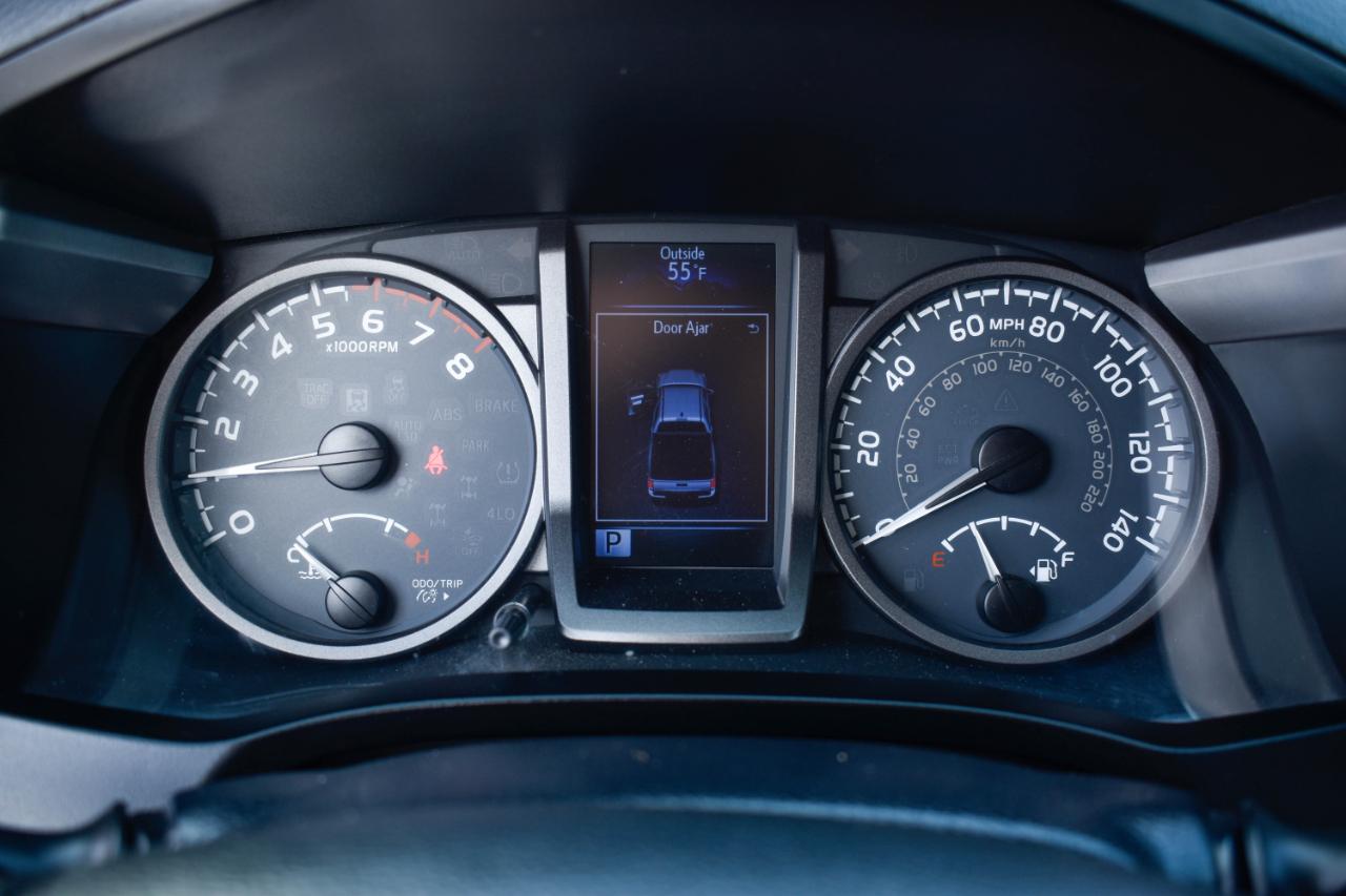 Toyota Tacoma SR5 Double Cab Long Bed I4 6AT 2WD 2018