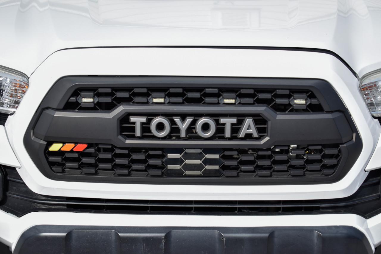 Toyota Tacoma SR5 Double Cab Long Bed I4 6AT 2WD 2018