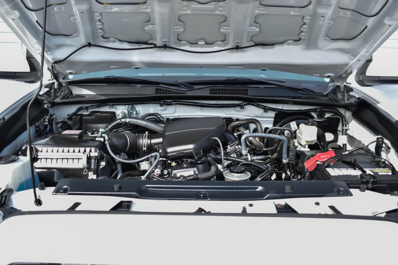 Toyota Tacoma SR5 Double Cab Long Bed I4 6AT 2WD 2018