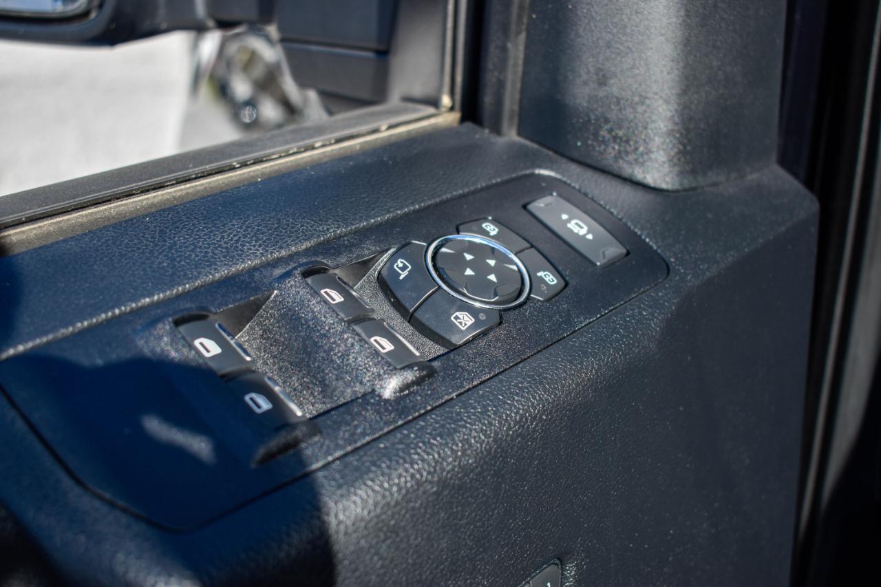 Ford F-250 SD Lariat Crew Cab Short Bed 4WD 2020