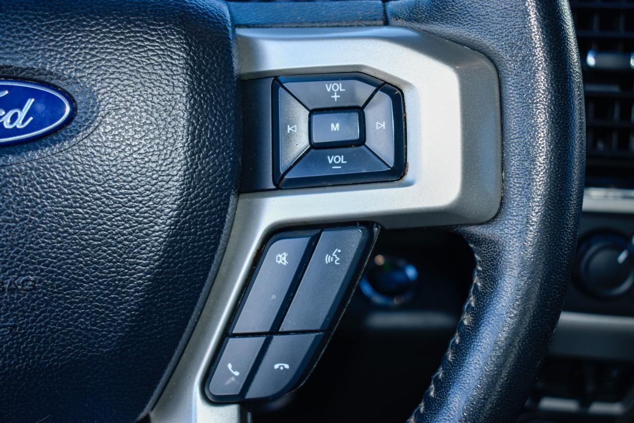 Ford F-250 SD Lariat Crew Cab Short Bed 4WD 2020