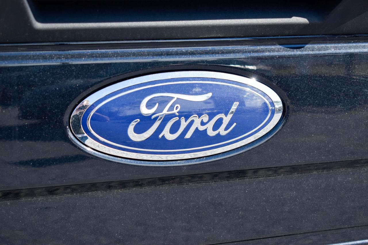 Ford F-250 SD Lariat Crew Cab Short Bed 4WD 2020