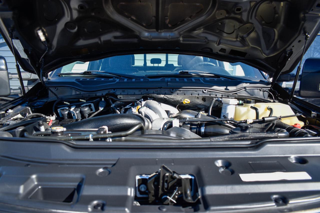 Ford F-250 SD Lariat Crew Cab Short Bed 4WD 2020