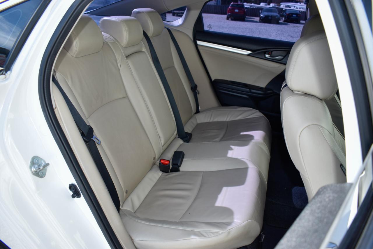 Honda Civic Touring Sedan CVT 2017