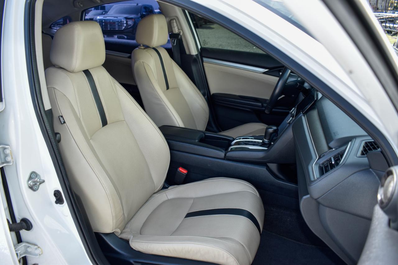 Honda Civic Touring Sedan CVT 2017