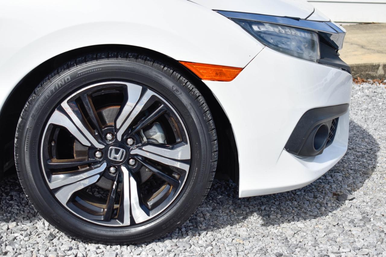 Honda Civic Touring Sedan CVT 2017