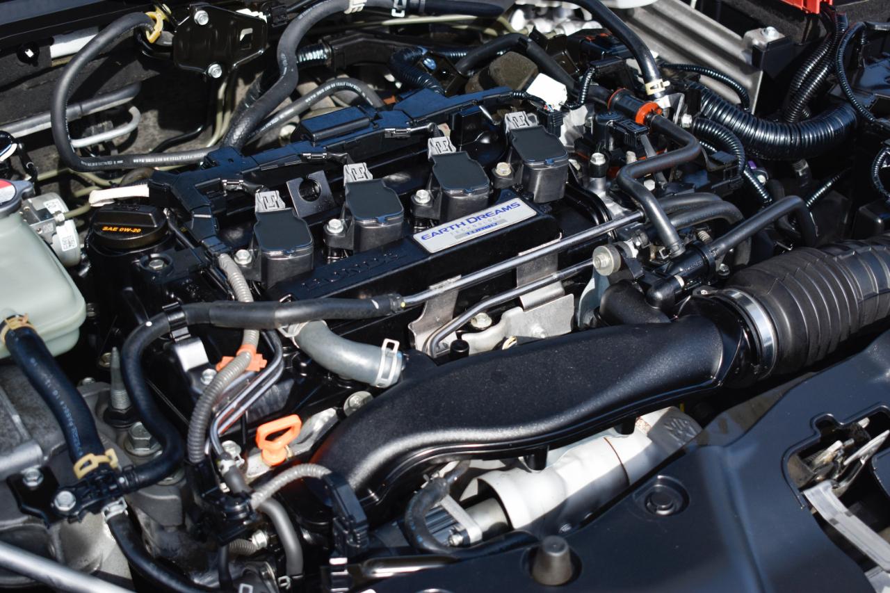 Honda Civic Touring Sedan CVT 2017