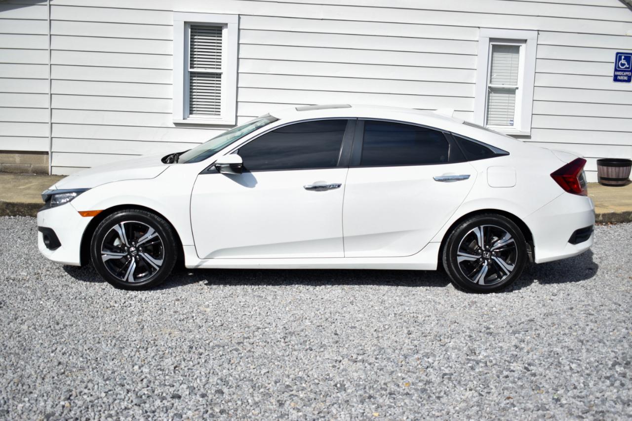 Honda Civic Touring Sedan CVT 2017
