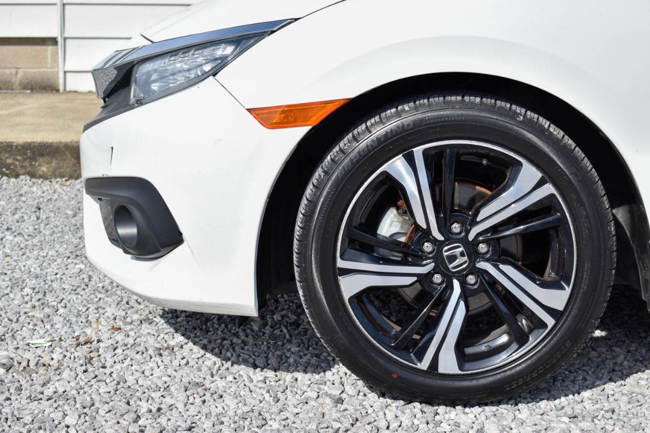 Honda Civic Touring Sedan CVT 2017