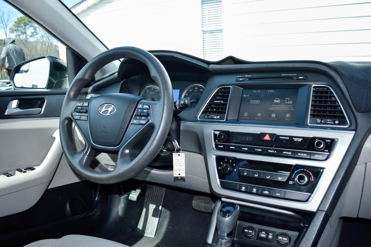 Hyundai Sonata SE 2016