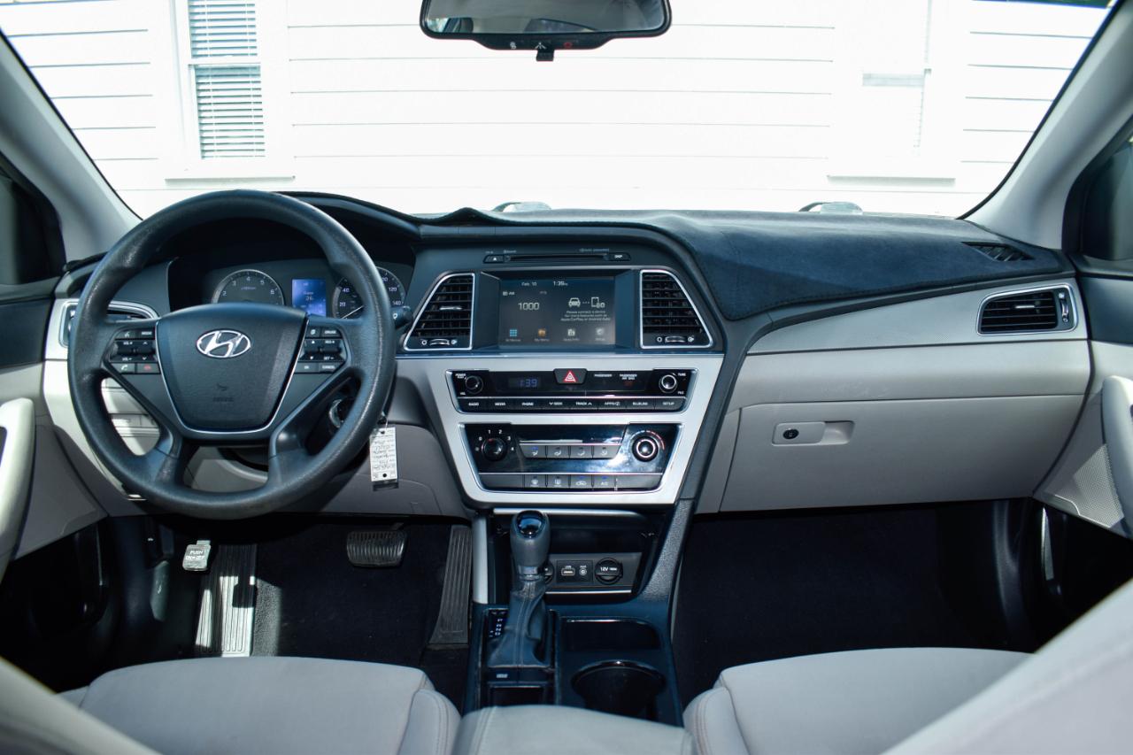 Hyundai Sonata SE 2016