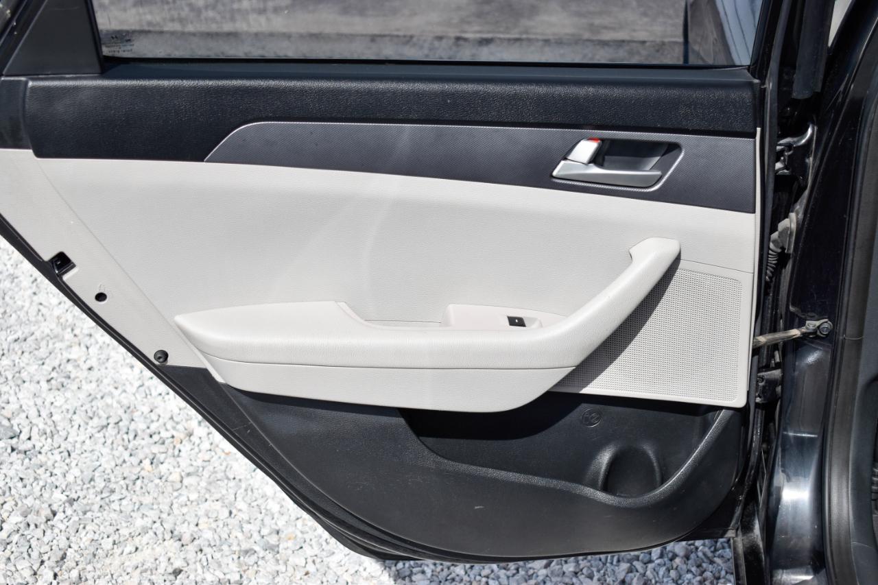 Hyundai Sonata SE 2016