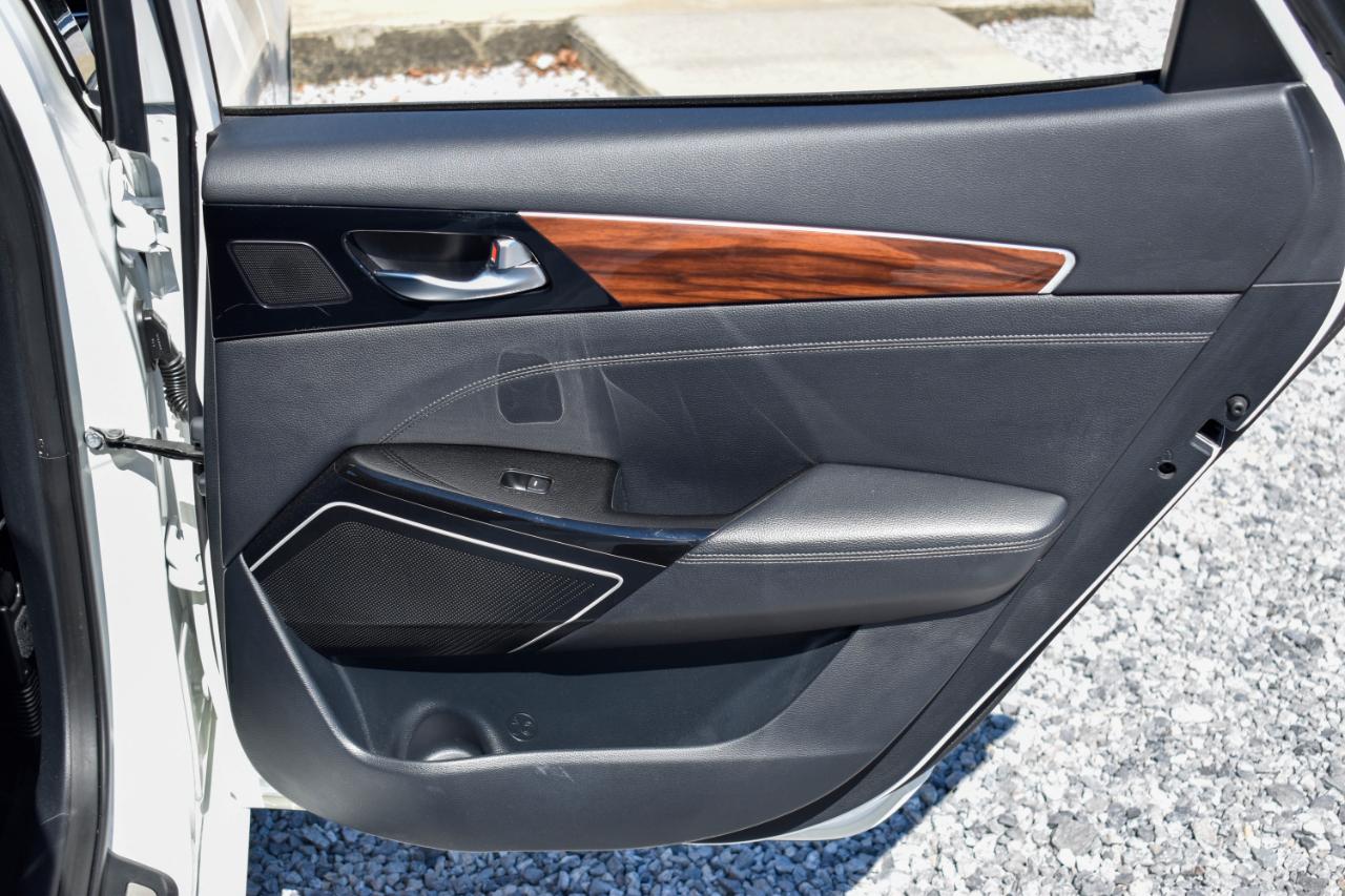 Kia Cadenza Limited 2018