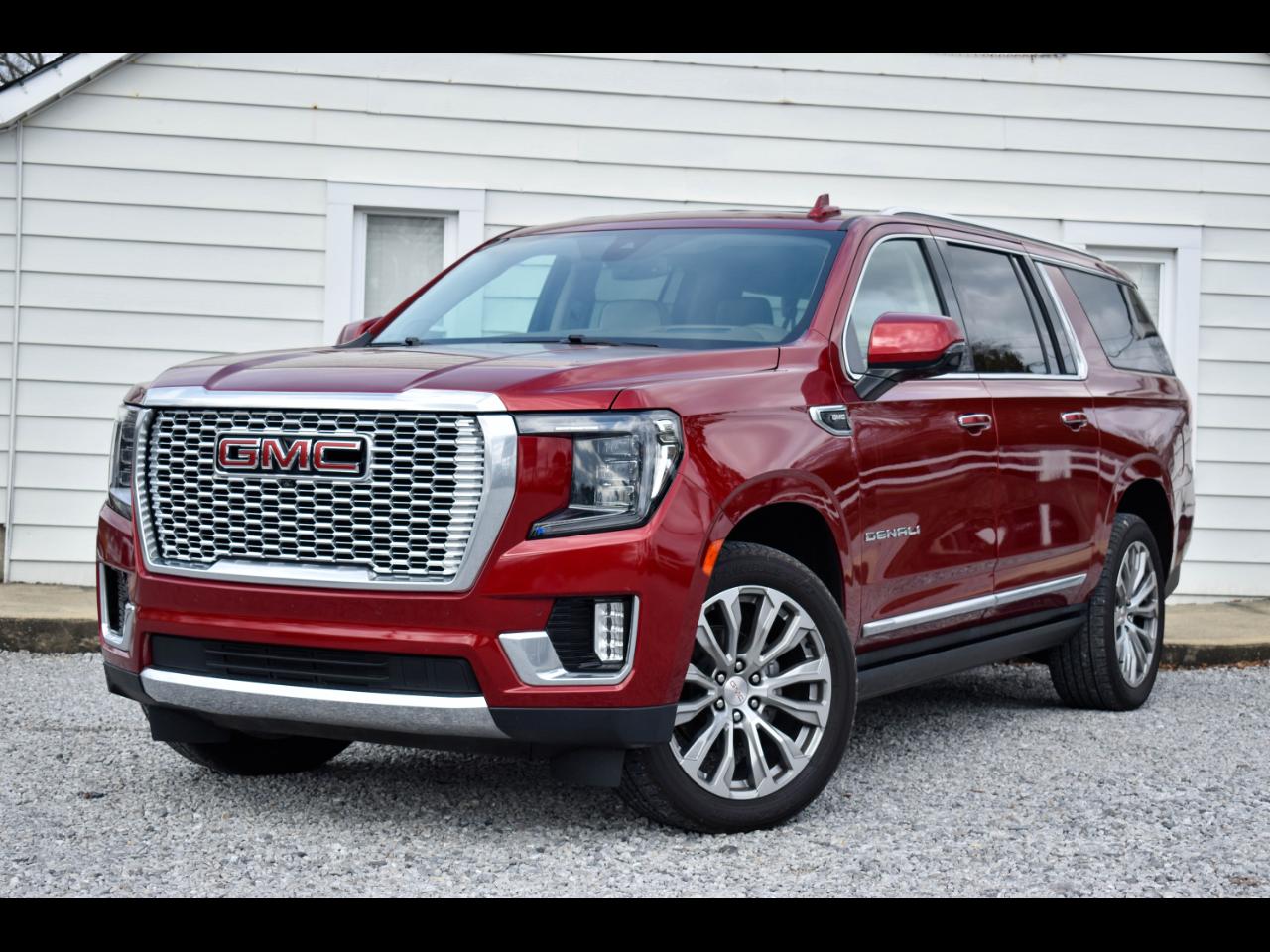 GMC Yukon XL Denali 4WD 2022