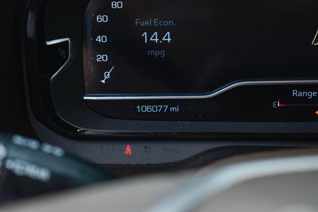 GMC Yukon XL Denali 4WD 2022