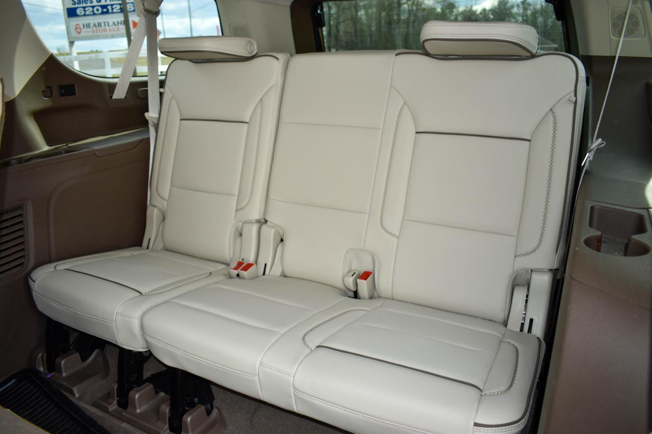 GMC Yukon XL Denali 4WD 2022