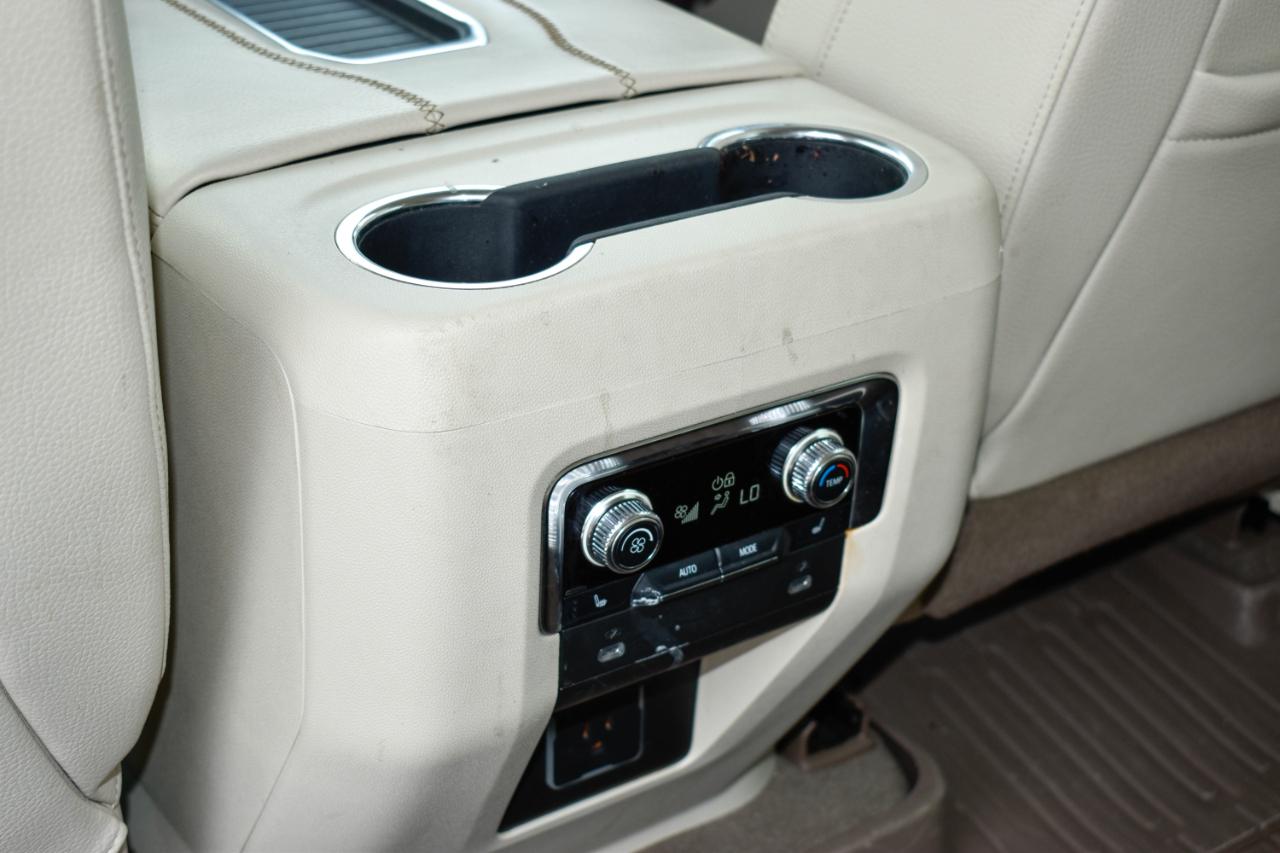 GMC Yukon XL Denali 4WD 2022