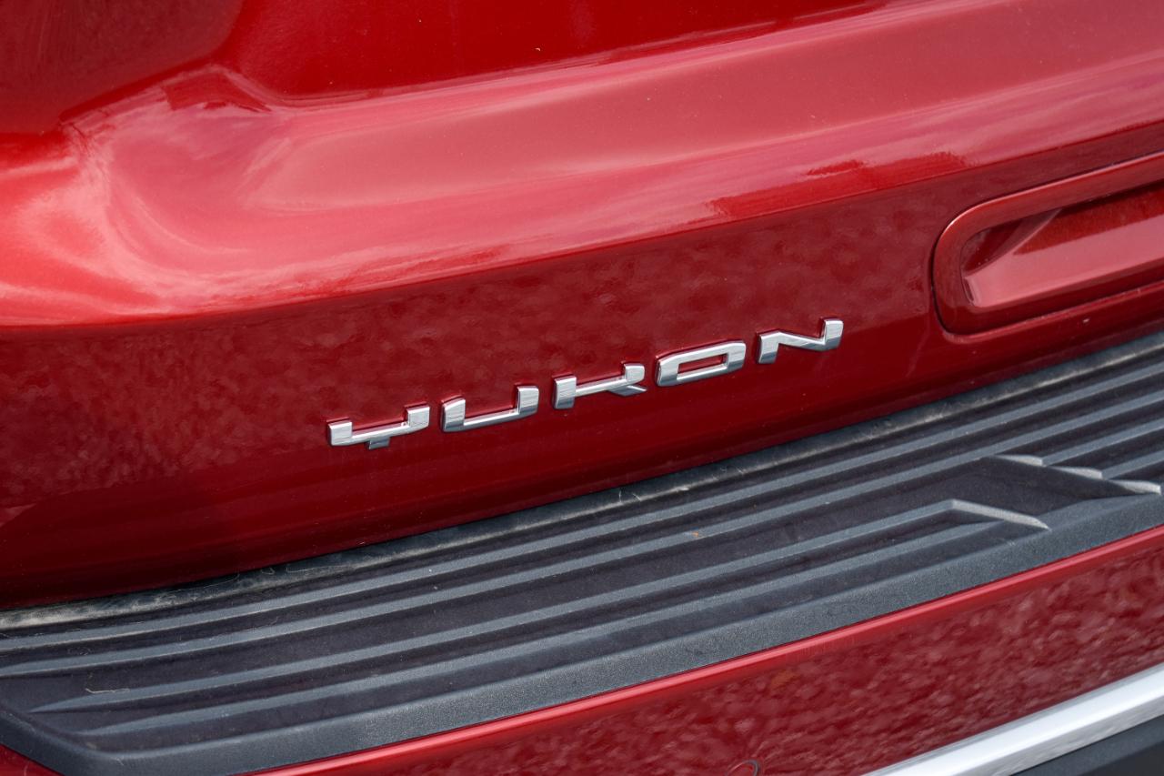 GMC Yukon XL Denali 4WD 2022