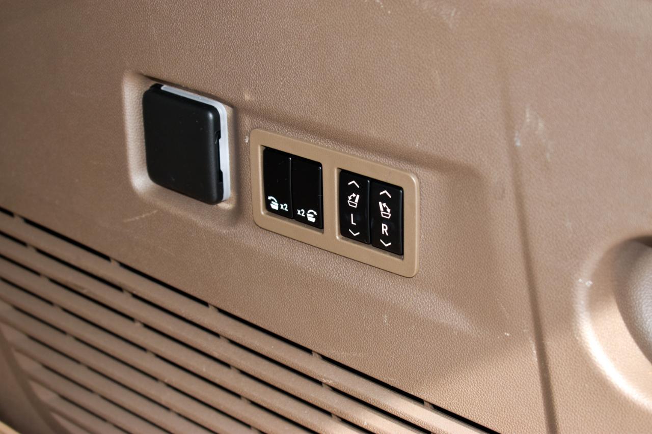 GMC Yukon XL Denali 4WD 2022