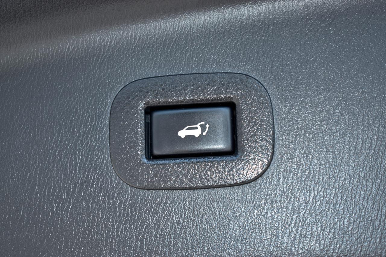 Nissan Armada SL 2WD 2017