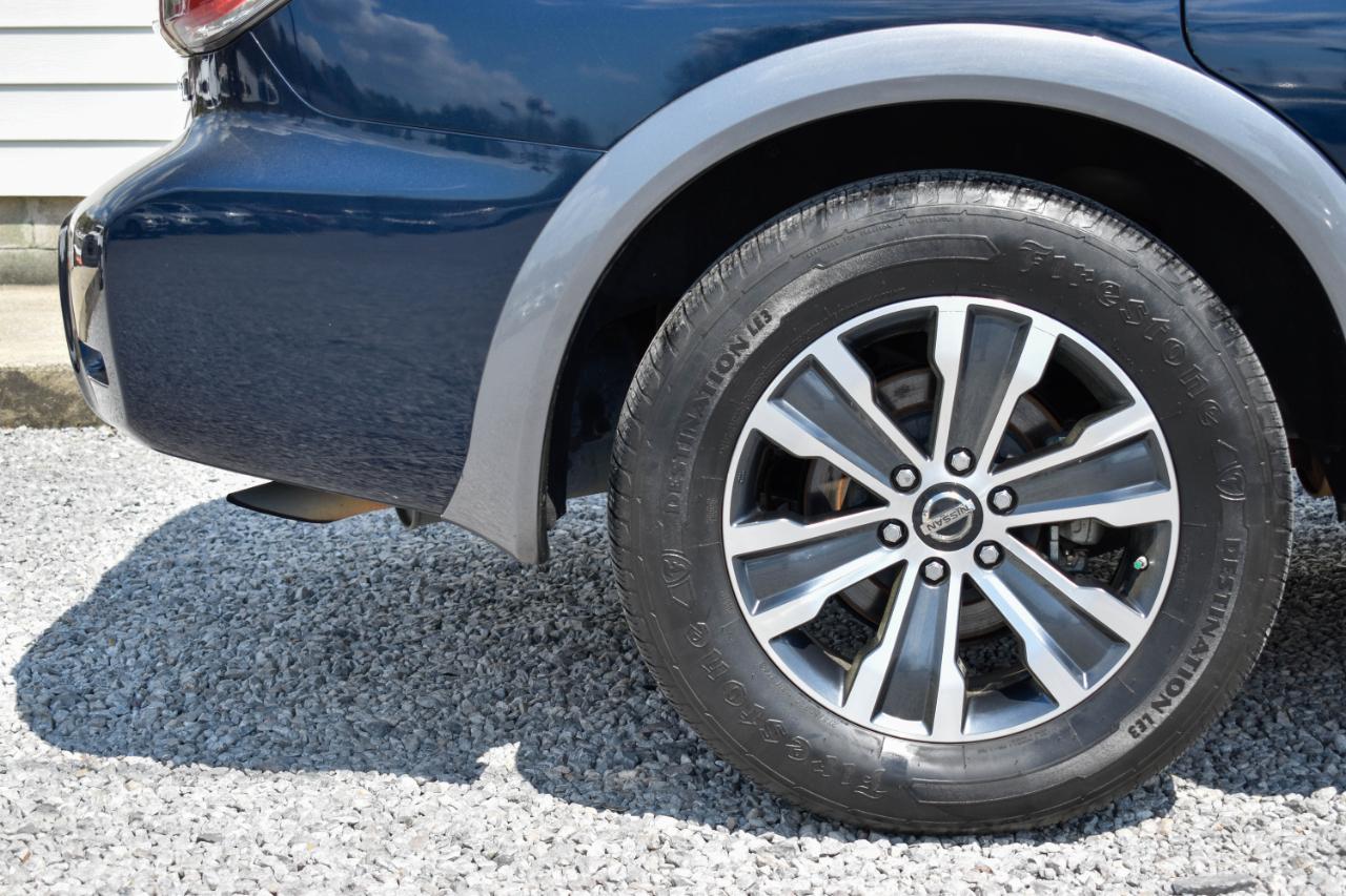 Nissan Armada SL 2WD 2017