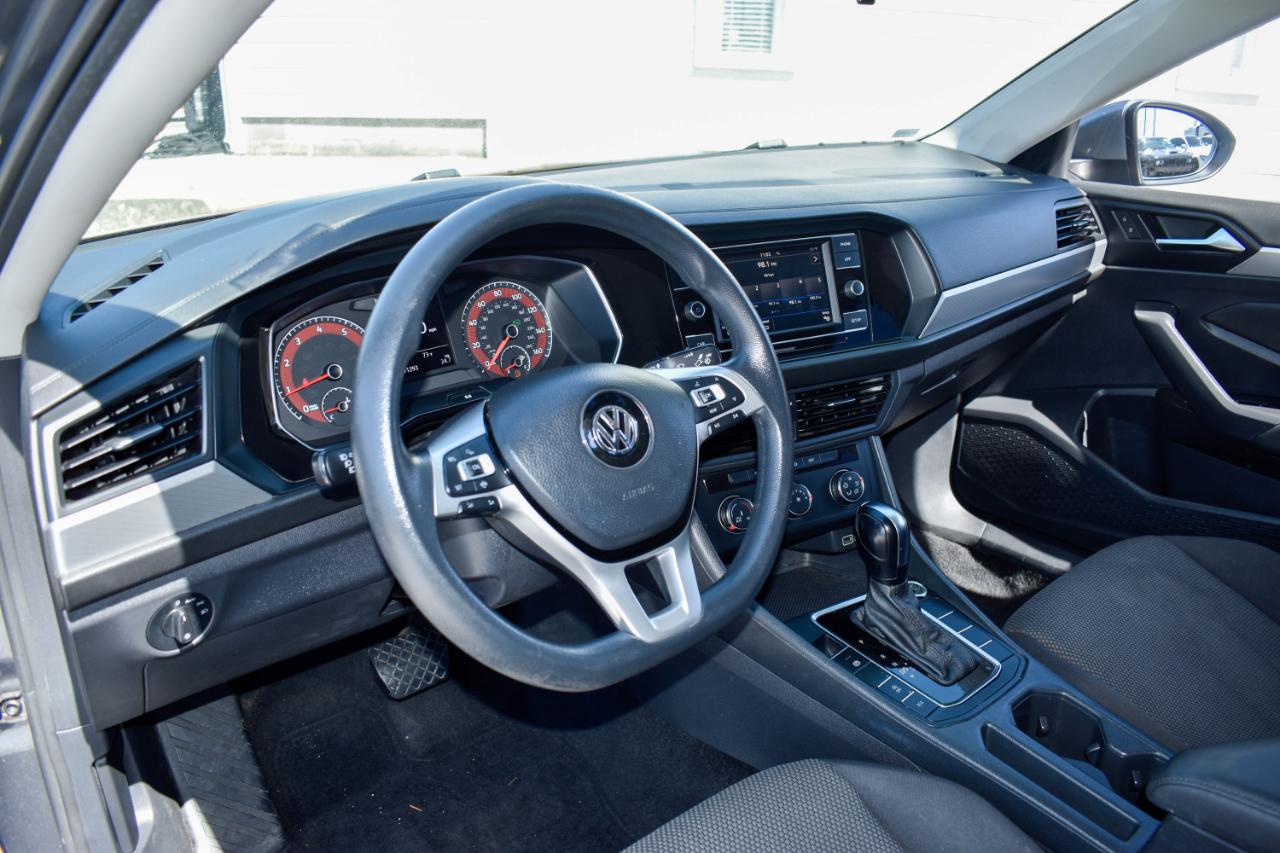 Volkswagen Jetta 1.4T S 6A 2019